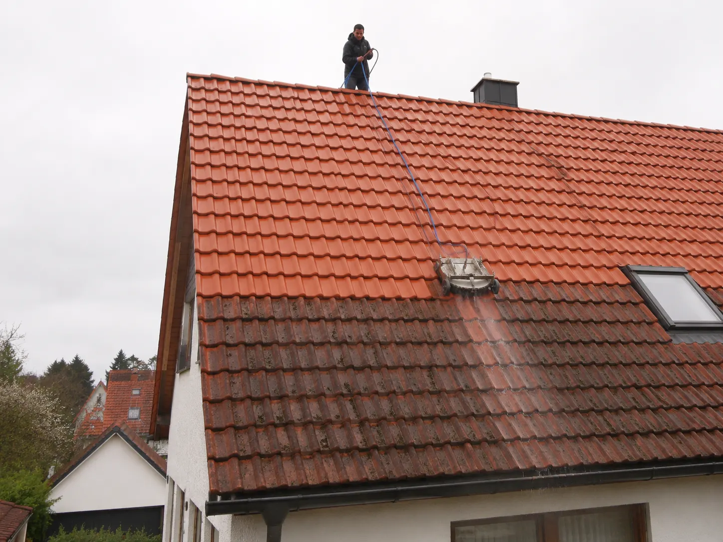 Dachreinigung Mannheim: illustrative Darstellung der Leistung